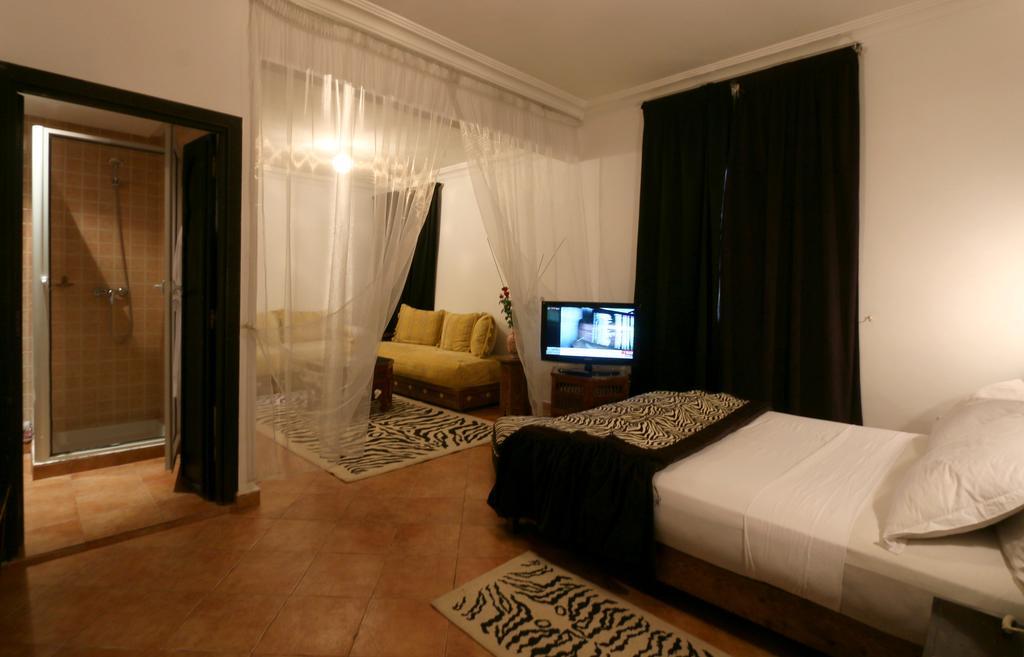 Hotel Tafoukt Μαρακές Εξωτερικό φωτογραφία